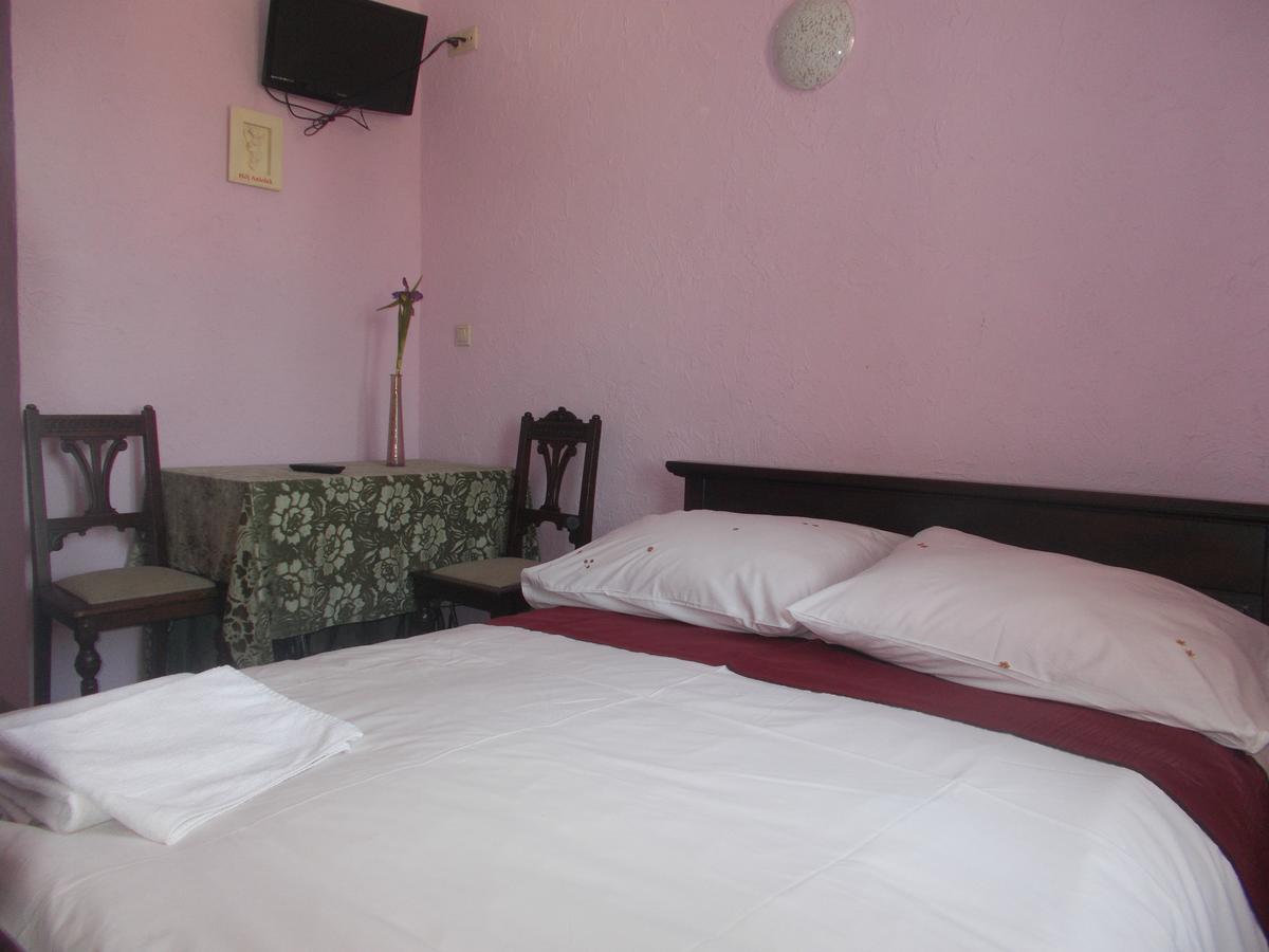 Bolimowianka Bed and Breakfast Buitenkant foto