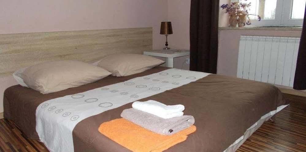 Bolimowianka Bed and Breakfast Buitenkant foto